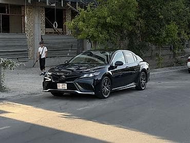 Транспорт: Toyota Camry: 2020 г., 2.5 л, Автомат, Бензин, Седан — 1