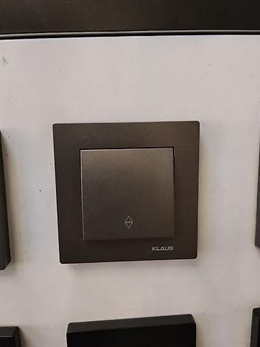 led matrix panel: Выключатель KLAUS для управления электроприводом жалюзи/роллет - Тип — 1