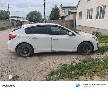 Chevrolet Cruze: 2014 г., 1.6 л, Автомат, Бензин, Хэтчбэк — 3