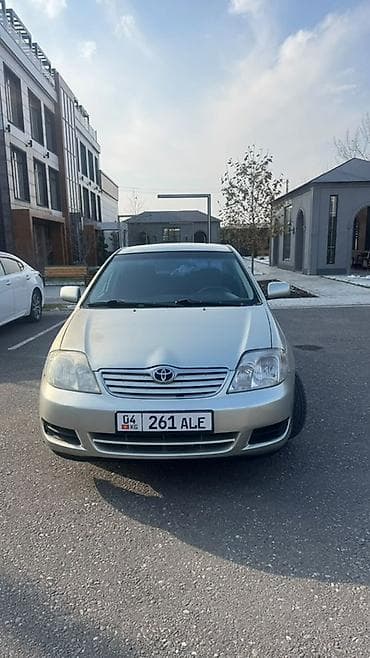 Унаа сатуу: Toyota Corolla: 2005 г., 1.5 л, Кол менен иштөөчү, Бензин, Седан — 2