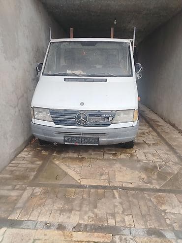 фит 2014: Грузовик, Mercedes-Benz, Стандарт, Б/у — 3