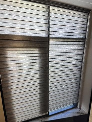 Горизонтальные жалюзи для окна - Тип: рулонно-гармошечные/плиссе с