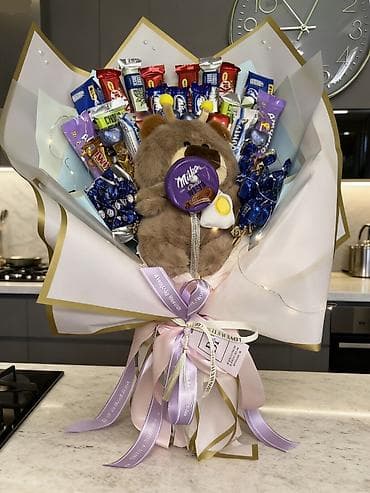 В наличии!! Шоколадный букет с большой игрушкой. Первое фото и второе