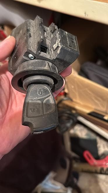 торпедо мерс 210: Запчасти на Мерседес W140/ W220/W210/W211 рычаг поворотников Фиксатор — 9