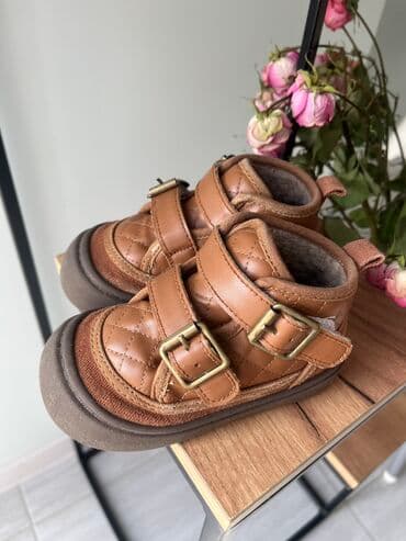 Детские ботинки . Деми и на зиму можно 
Размер 23