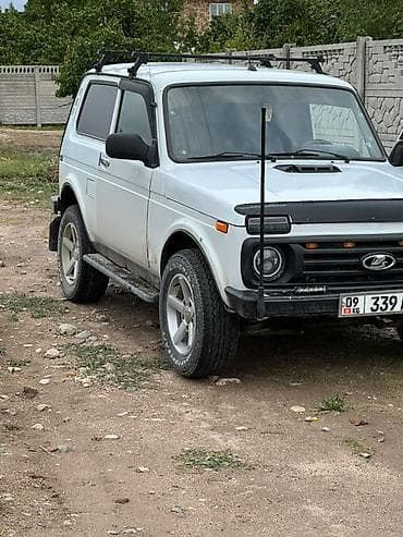 ВАЗ (ЛАДА) 4x4 Нива: 2007 г., Внедорожник at lalafo.kg ВАЗ (ЛАДА) 4x4 Нива: 2007 г., Внедорожник