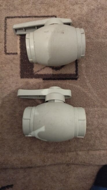 Продаю ДН 40 пластиковые краны латуневый шар есть 70 штук at lalafo.kg Продаю ДН 40 пластиковые краны латуневый шар есть 70 штук