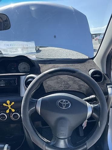 опел астра 1992: Toyota Ist: 2003 г., 1.5 л, Автомат, Бензин, Хэтчбэк — 10