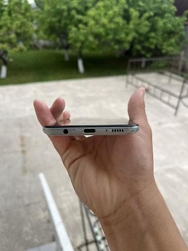 jack a2: Samsung Galaxy A50, Б/у, 64 ГБ, цвет - Белый, 2 SIM — 3