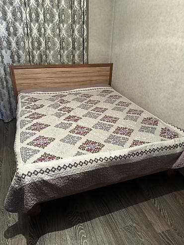 2 спальная кровать: Двуспальная кровать, Каркас без матраса, длина - 200 см — 1