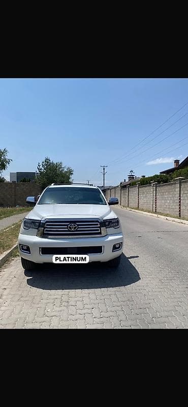 сары булун: Toyota Sequoia Platinum 2018 года. РОСКОШНЫЙ ПОЛНОРАЗМЕРНЫЙ — 2