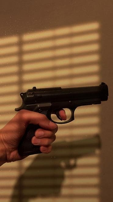 игрушка писталет: Пневматический игрушечный пистолет черного цвета, модель SHUANG WEI — 2