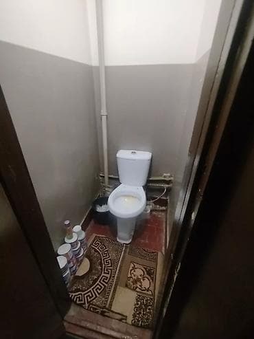 Сдаётся жильё с отдельными комнатами и базовой обстановкой