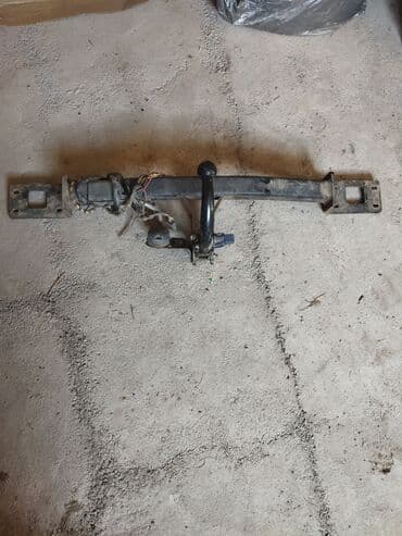 продаю не рабочий авто: Продаю фаркоп

На какое авто подходит не известно — 4