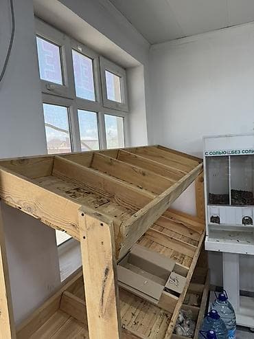 Полка для магазина, Дерево