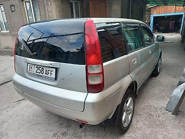 Продажа авто: Honda HR-V: 2001 г., 1.6 л, Механика, Газ, Хэтчбэк — 5