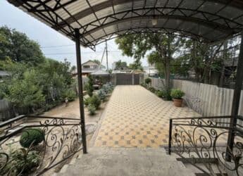 недвижимость в бишкеке продажа домов: Үй, 178 кв. м, 4 бөлмө, Евро оңдоо — 24