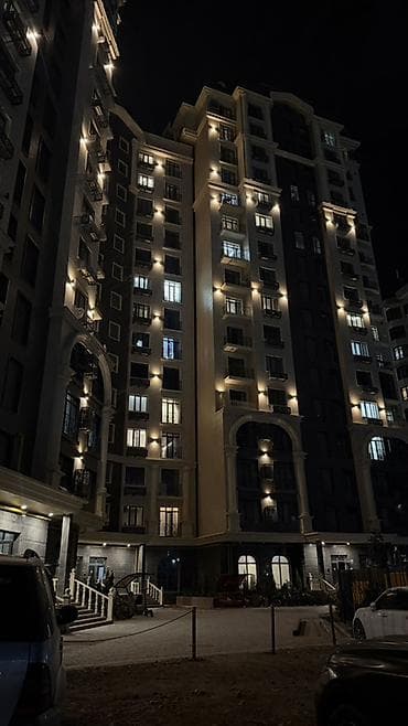 Кыймылсыз мүлк: 🏡 Сдаётся просторная 3-комнатная квартира в Асанбае 📍 Локация — 1
