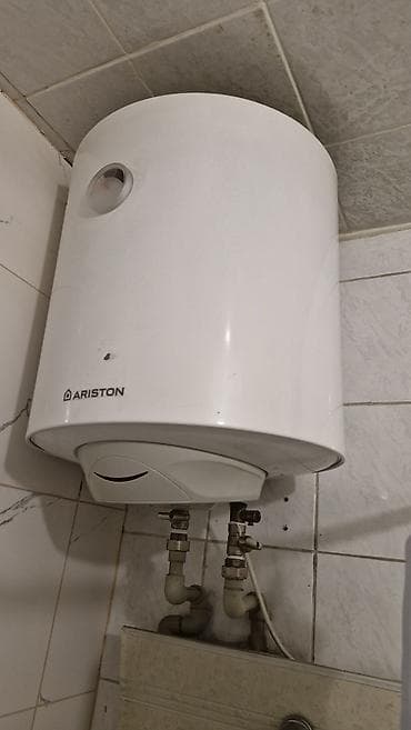 ps3 60gb: Накопительный водонагреватель Объем бака: 50 л, Ariston, Электрический, Нержавейка, Б/у — 1