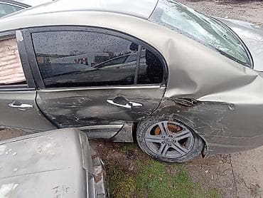 скупка битых авто: Honda Civic: 2007 г., 1.8 л, Автомат, Бензин, Седан — 6