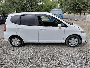211 2 7: Honda Fit: 2003 г., 1.3 л, Автомат, Бензин, Хэтчбэк — 8