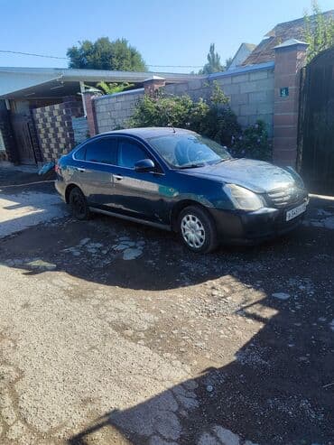 Nissan Almera: 2014 г., 1.6 л, Механика, Бензин, Седан