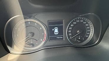 mercedes e200: Hyundai Kona: 2017 г., 1.6 л, Автомат, Бензин, Кроссовер — 2