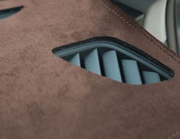 e46: Накидка на панель из оригинальной привозной итальянской алькантары — 3