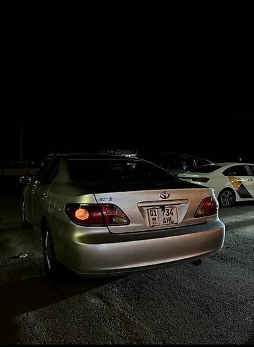 Toyota Camry: 2001 г., 2.4 л, Автомат, Бензин, Седан — 2