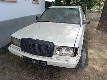 порш 944: Mercedes-Benz 190: 1983 г., 2 л, Бензин, Седан — 1
