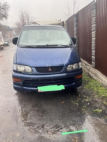 210 cdi: Mitsubishi Space Gear GLX, 1998г 2.0 куб бензин 5 ст механика — 1