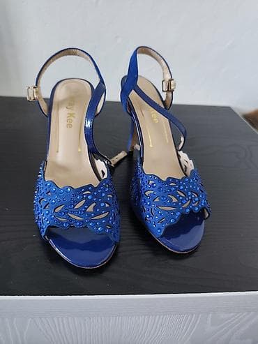 Босоножки, сандалии, шлепанцы: Элегантные женские босоножки на каблуке - Цвет: насыщенный — 1