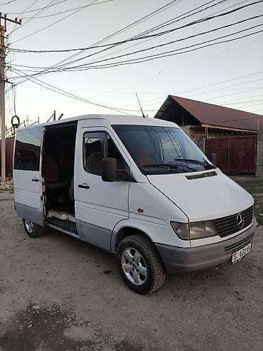 бенве 39: Mercedes-Benz Спринтер: 1997 г., Фургон — 8