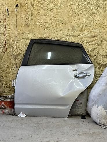 Дверь Задняя левая Toyota, Б/у, Оригинал at lalafo.kg Дверь Задняя левая Toyota, Б/у, Оригинал