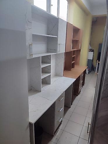 third edition solution: Компьютерный стол, С полками — 5