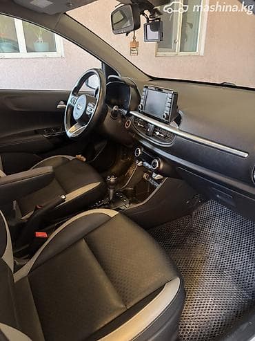 юж: Kia Morning: 2018 г., 1 л, Бензин — 6