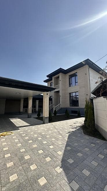 Лак жана боёк материалдары: 📍 Бишкек, ул. Бектенова Продаётся абсолютно новый дом премиум-класса — 2