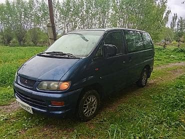 Продажа авто: Mitsubishi Space Gear: 1998 г., 2 л, Механика, Бензин, Минивэн — 1