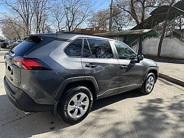 краун тоета: Toyota RAV4: 2021 г., 2.5 л, Автомат, Бензин, Кроссовер — 3