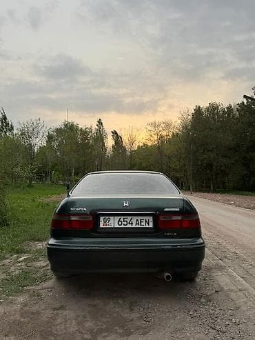 Продажа авто: Honda Ascot: 1998 г., 1.8 л, Механика, Бензин, Седан — 4