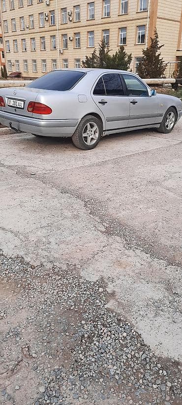 rx 450h: Mercedes-Benz E-Class: 1996 г., 2.3 л, Автомат, Бензин, Седан — 10