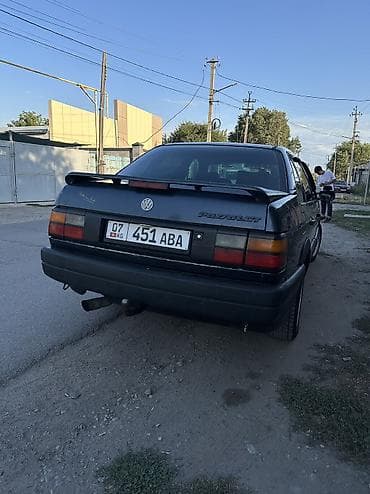 devo matiz: Volkswagen Passat: 1988 г., 1.8 л, Механика, Бензин, Седан — 1