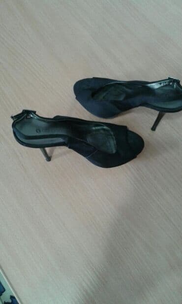 Супер изящные босоножки! Как новые. Одевала только на корпоратив