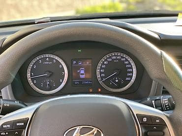 step wgn: Hyundai Sonata: 2019 г., 2 л, Автомат, Бензин, Седан — 5