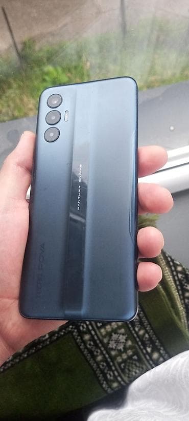 телефон ултура: Смартфон Tecno Pova (серия Pova, задняя панель с надписью Panther — 1