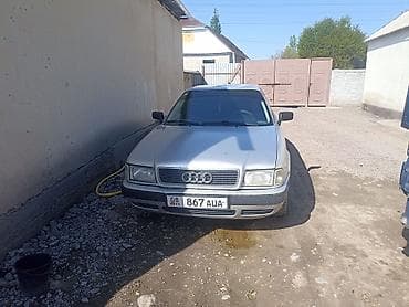 Audi 80: 1994 г., 2.3 л, Механика, Газ, Седан