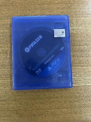 Коллекция дисков для PlayStation 4 (Blu‑ray), в фирменных синих at lalafo.kg Коллекция дисков для PlayStation 4 (Blu‑ray), в фирменных синих