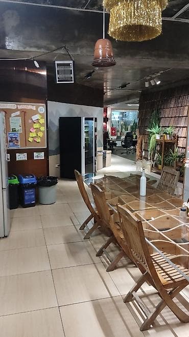 Торговый автомат итальянского бренда Bianchi с местом, находится в — 4