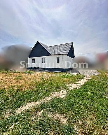 ниже: 🏠Продается дом в с. Кожомкул 🟡 Комнаты: 3 🟡 Участок: 5 соток 🟡 — 1