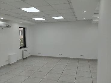 45: Аренда офисов, 35 м², В бизнес центре — 3